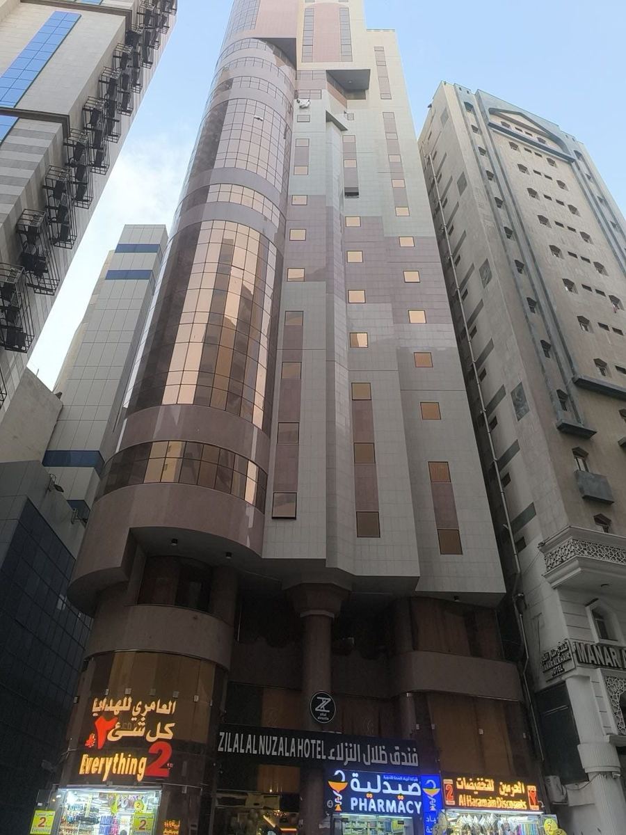 Zilal Al Nuzala Hotel
